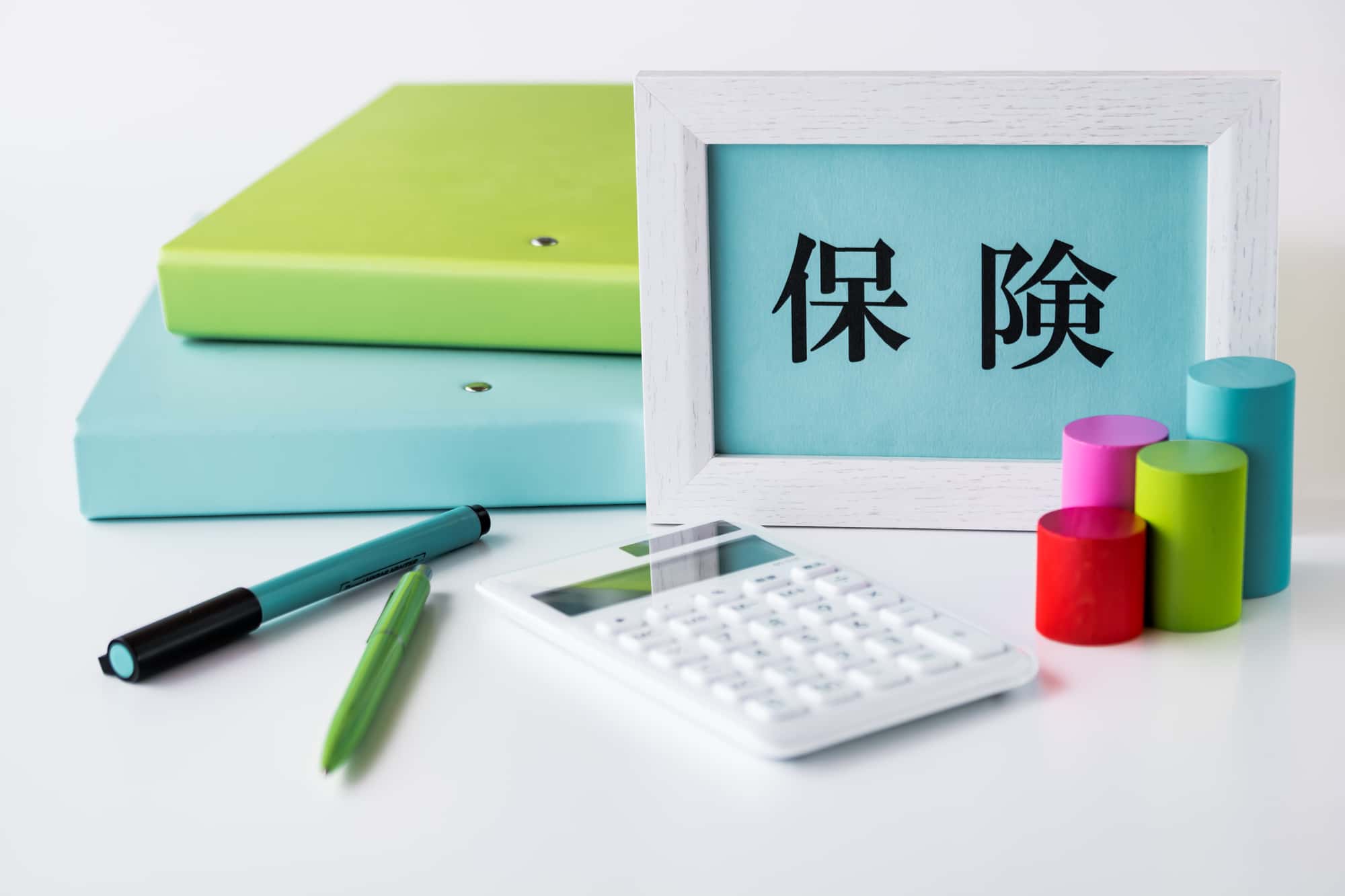 歯の矯正に保険は適用されるか説明するイメージ