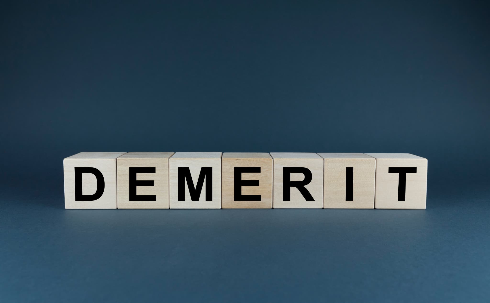 歯列矯正のデメリットのイメージ